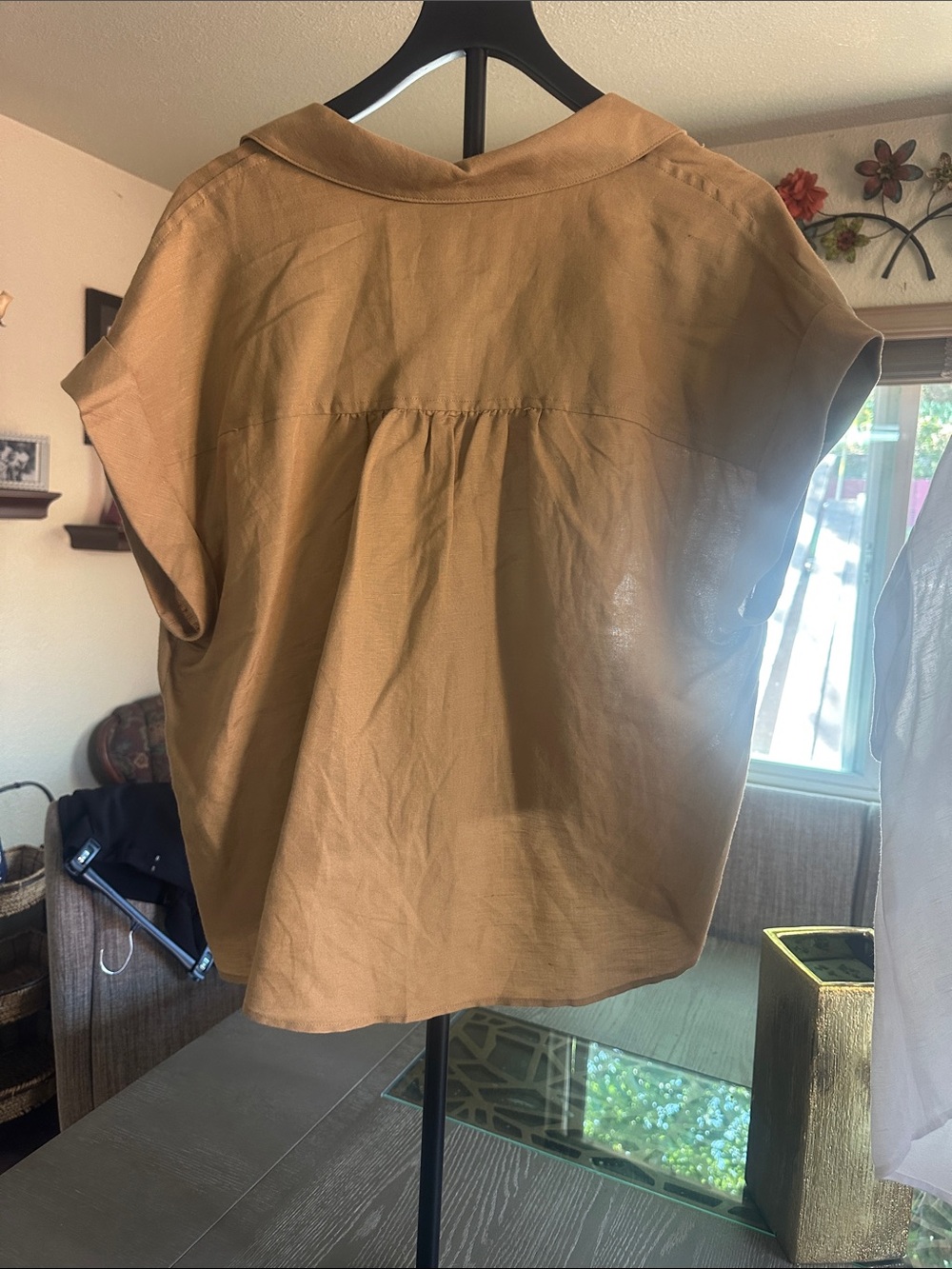INC International Concepts Camel Short Sleeve  linen Collared V-Neck Blouse. - Picture 3 of 7
